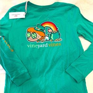 Vineyards Vines NWT girls St Patrick’s Day tee